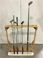 Golf club rack