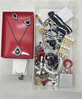 Lot of Jewellery