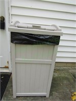suncast outdoor garbage can