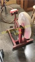 Pedal sharpening wheel