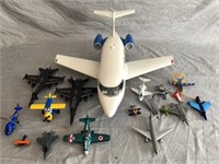18 Pcs Toy Airplanes