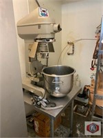 Mixer Globe SP20 with bowl, whisk, 1/2HP.