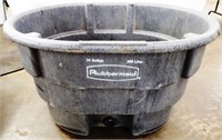 Rubbermaid 75-Gallon Polyresin Stock Tank