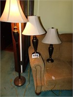 FLOOR LAMP & (2) MATCHING TABLE LAMP