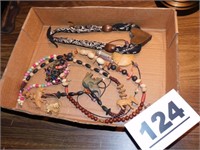 WOODEN HAND CARVED NECKLACES/JEWELRY