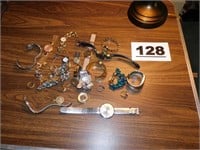 SEVERAL WRIST WATCHES & OTHER JEWELRY