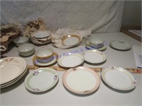 CUPS/SAUCERS/BOWLS