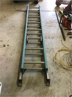 16 Foot Extension Ladder