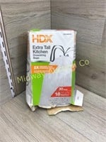 BOX OF 30 EXTRA TALL KITCHEN TRASH BAGS