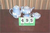 Wedgewood Blue: 2 Tea Pots & C/S