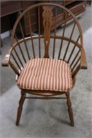 ARM CHAIR WITH CUSHION