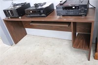 DESK UNIT WITH KEYBOARD PULL OUT DRAWER