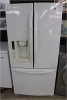 LG SIDE BY SIDE FRIDGE WITH WATER AND ICE
