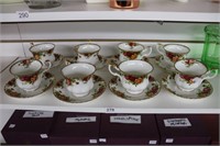 8 ROYAL ALBERT "COUNTRY ROSE" CUPS AND SAUCERS