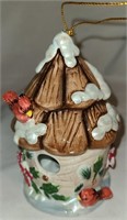 Cute birdhouse ornament w/ cardinals