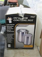 30 Quart Cooking Pot