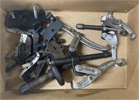 Group of Pullers and Puller Parts