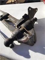 Tools- Antique leg vise