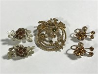 Amber colored jeweled brooch & earrings