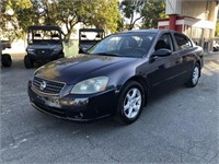 2005 Nissan Altima 3.5 SE 140k Miles