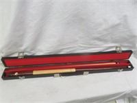 POOL CUE WITH TRAVEL CASE