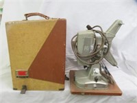 VINTAGE KEYSTONE 109D PROJECTOR WITH CASE