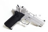 S & W .40 S&W PISTOL - 20090078