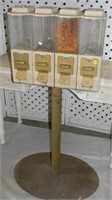 Vendali Candy Stand