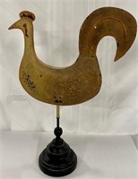 Decorator Chicken/Rooster on Stand