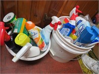 bucket and basin of cleaning supplies
