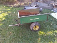 John Deere wagon