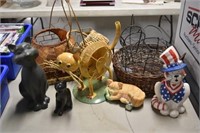 Cat Accessories/ Décor, Baskets
