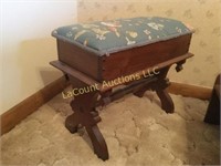 very old storage bench 18" wide