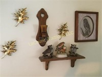 leaf decor owl figures, wood shelf
