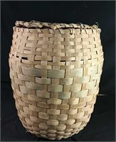 Extra large hand woven covered basket - excellent