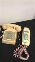 2 vintage phones