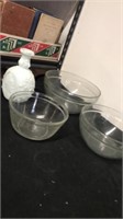 3 glass bowls with vase