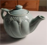 Vtg unmarked Weller or Mccoy pottery mini teapot