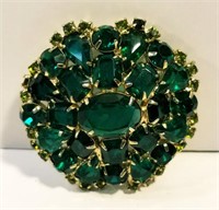 Large emerald green vintage rhinestone brooch