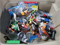 Tub of mixed Lego
