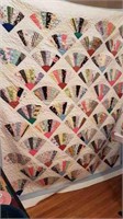 HAND MADE GRANDMOTHER'S FAN PATTERN QUILT