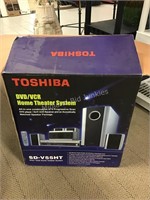 Toshiba DVD/VCR Home Theater System SD-V55HT