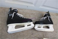 Mens CCM Skates