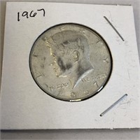 1967 SILVER KENNEDY Half Dollar in Case