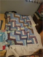 Quilt bed spread. Possibly full size