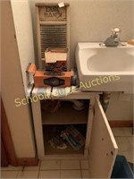 Small cabinet with Dubl Handi wash scrubber