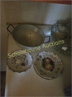 Star strainer and plates