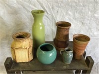 6 PIECES OF VINTAGE POTTERY - GROUP OF POTTERY