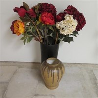 Vase & Flowerb Décor