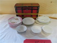 Tin trunk and doll dishes